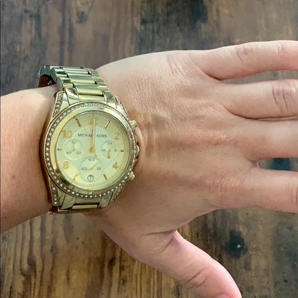 Michael Kors Gold Watch main image 4